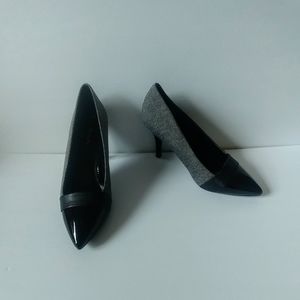 Gray/ Black Twill Pump Size 10W